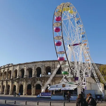 Casa de Férias Stunning In Pujaut With Kitchen Sauveterre (Gard)
